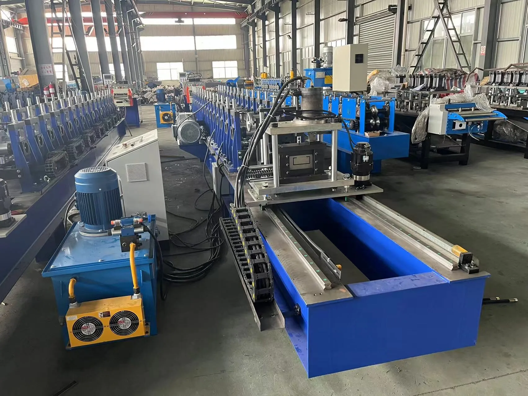 roll forming machine