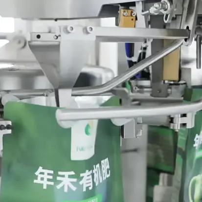 Working process of zipper pouch packing machine