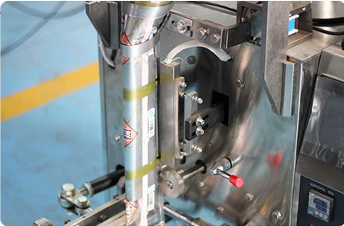 Bag maker of best sugar packing machine in india