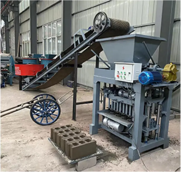 machine à fabriquer des briques