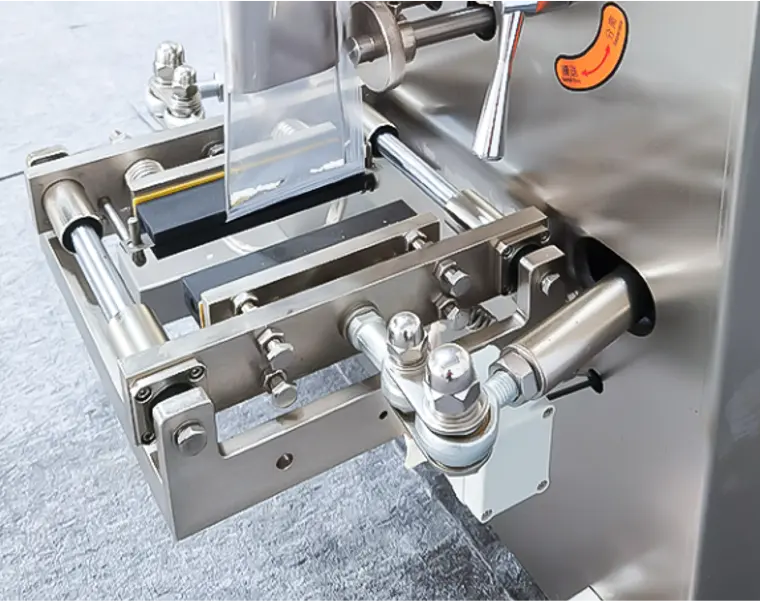 spice condiment packaging machine horizontal sealing